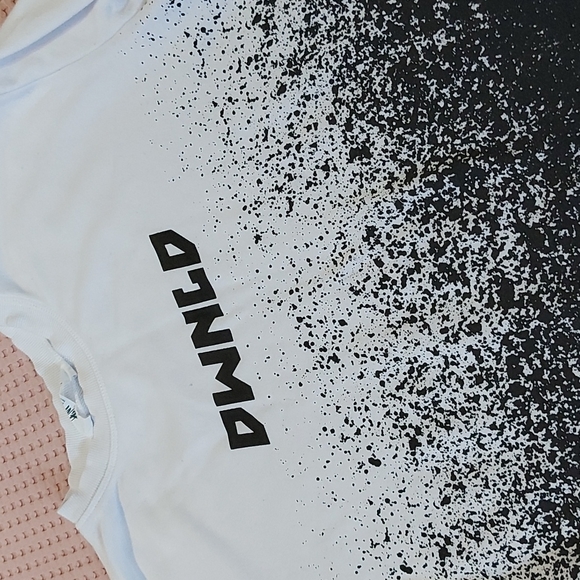 Boy's top - Picture 3 of 9